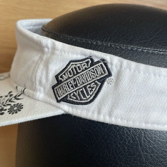 Harley Davidson White Skull Print Women's Visor - Picture 8 of 14
